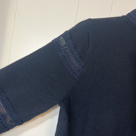 Few moda navy lace mock neck sweater - Picture 3 of 7